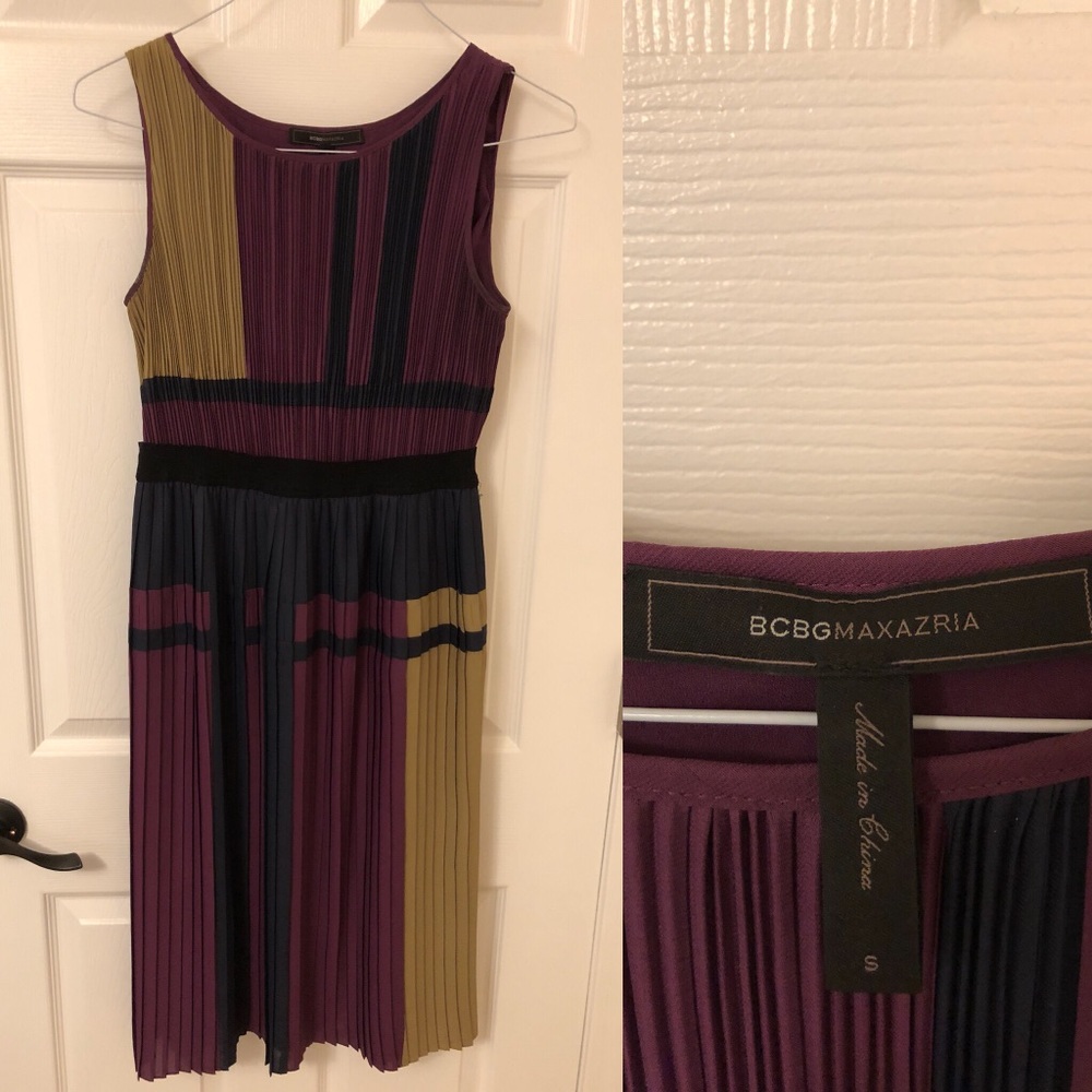 BCBGMAXAZRIA pleated colorblock midi dress sz S